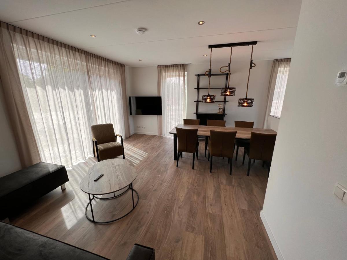 Luxe Villa Op Vakantiepark De Koorn-Aar 덴버크 외부 사진